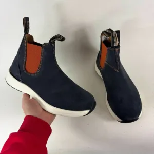 Blundstone Chelsea Boot Women's 9.5 Navy Suede Round Toe Pull-On Ankle 2147