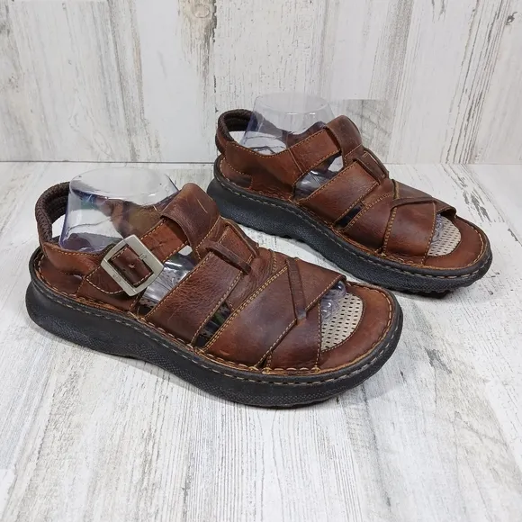 Born Brown Leather Fisherman Sandals Buckle Strap Handcrafted Comfort  #1510
