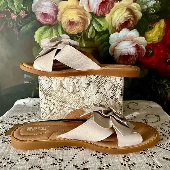 Born Ivory Leather Flower Sandals