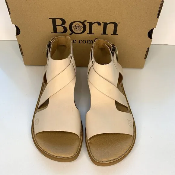 Born Marlowe Gladiator Sandals Leather Buckle Flats Natural Size 8 NEW