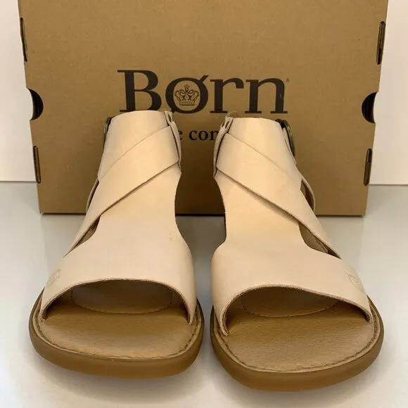 Born Marlowe Gladiator Sandals Leather Buckle Flats Natural Size 8 NEW