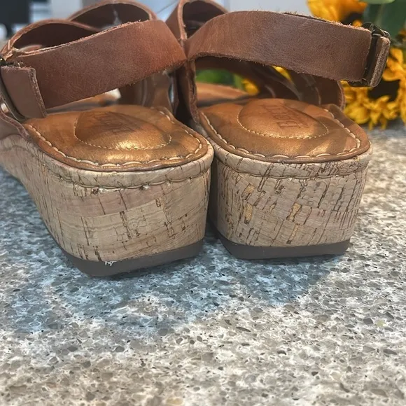 Born Women's Brown Laila Leather Sandals