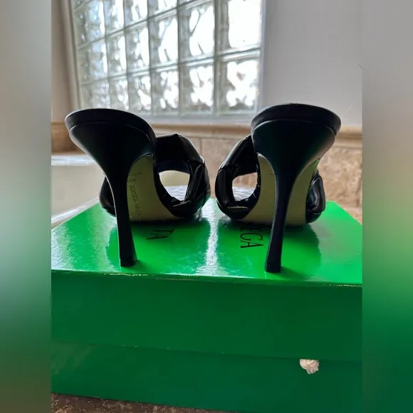 Bottega Veneta Lido Sandals💋