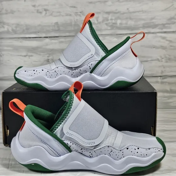Boys Nike Shoes 2.5Y Jordan 23/7