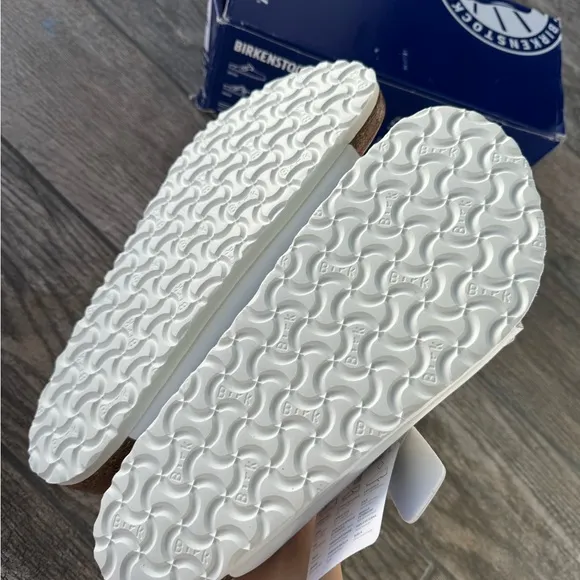 Brand New Birkenstock Arizona Birko-Flor Men’s Sandals(Regular Fit)
