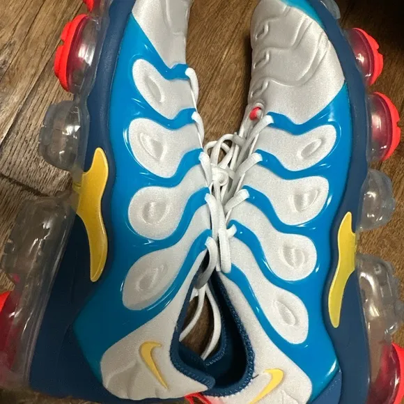 Brand new men's Nike vapor max plus