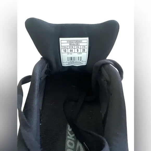 Brooks BEAST 20 Black Gray Running Athletic Sneakers sz 10 wide 2E EUC Shoes