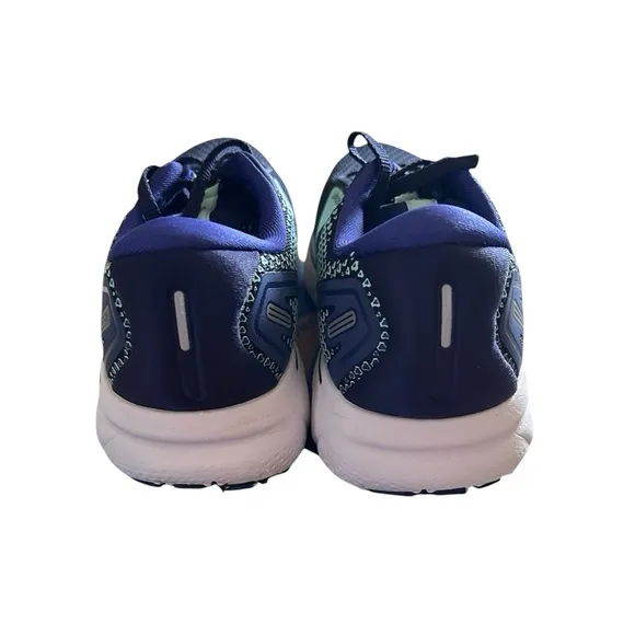 Brooks - Women’s Ghost Running Shoes - Navy and Mint - Size  7.5