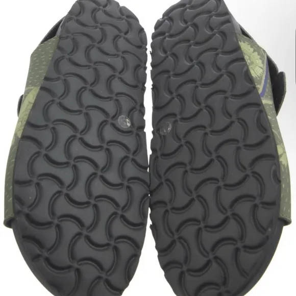 By Walid Dad Sandals