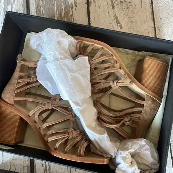 Camille Sandal in Camel Suede - Sz 8
