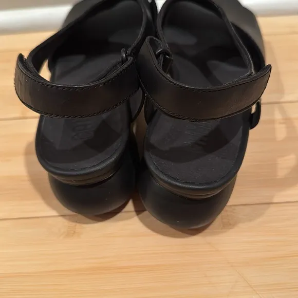 Camper Black Women's Ballon Sandals Size 38