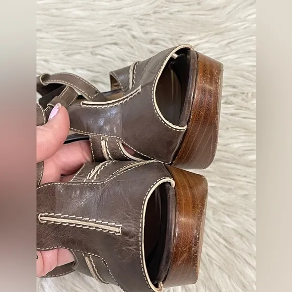 Chloe wedge sandals