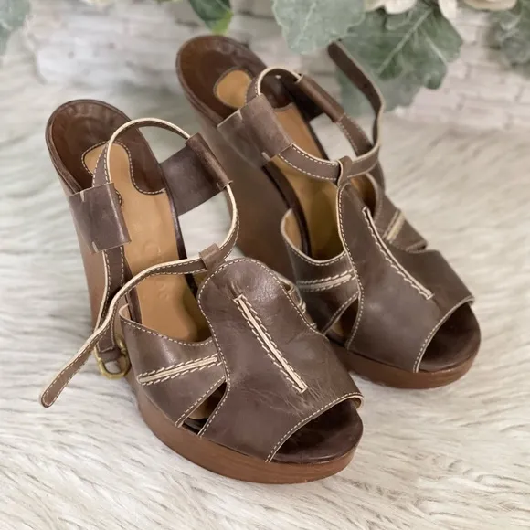 Chloe wedge sandals
