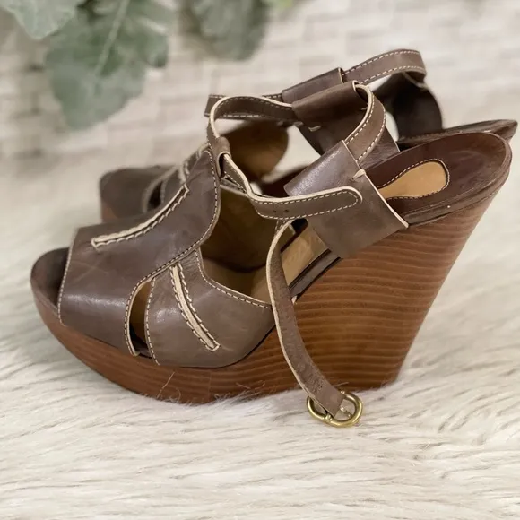 Chloe wedge sandals