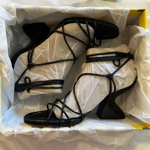 CIRCUS by SAM EDELMAN Blanche Tie-Up Sculpted 3.75&quot; Heel Black Sandals NWT/8M