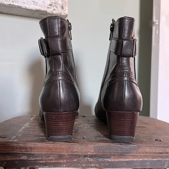 Clarks Artisan Active Air Dara II Dark Chocolate Brown Ankle Boots
