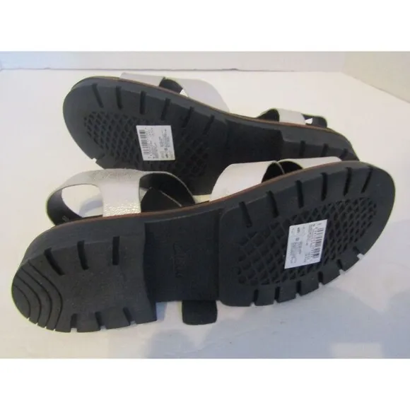Clarks Orinoco Strap Sandals Silver Metallic Leather NWOB Size 7.5 M