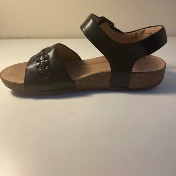 Clarks Unstructured Strap Sandal Black Size 7 New