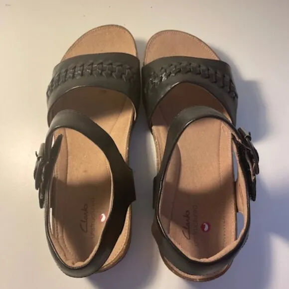 Clarks Unstructured Strap Sandal Black Size 7 New