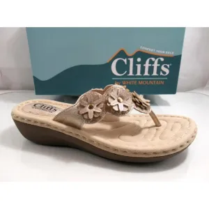 Cliffs by White Mountain Clarity Thong Sandals Gold / Metallic Fabric Size 8