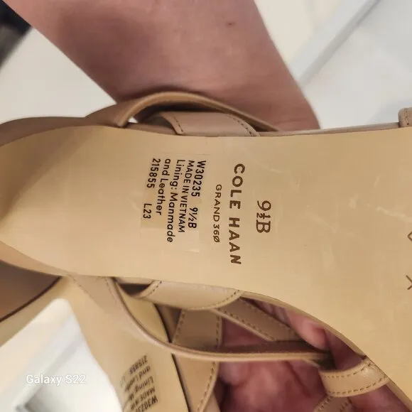 Cole Haan &quot;Addie&quot; Strappy Sandals. NIB. Size 9.5. Leather.