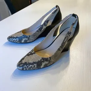 Cole Haan Women’s Grand OS Snakeskin Print‎ Wedges Size 9 B