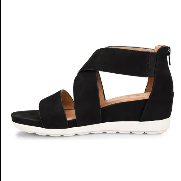 Comfortiva Black Pacifica Leather Wedge Sandals Womens Size 6.5 NEW