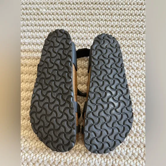 COPY - Birkenstock Women’s Yara Black Ankle Strap Toe Loop Sandals EUR 40 US 9,…