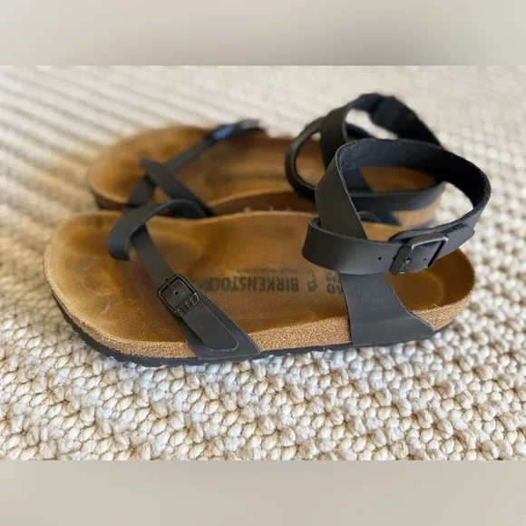 COPY - Birkenstock Women’s Yara Black Ankle Strap Toe Loop Sandals EUR 40 US 9,…