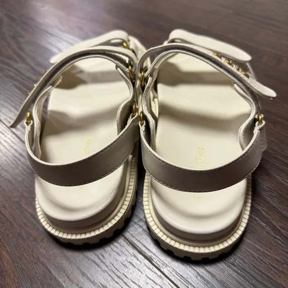 Cream Sandals with Gold Details, Size 8