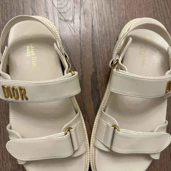 Cream Sandals with Gold Details, Size 8