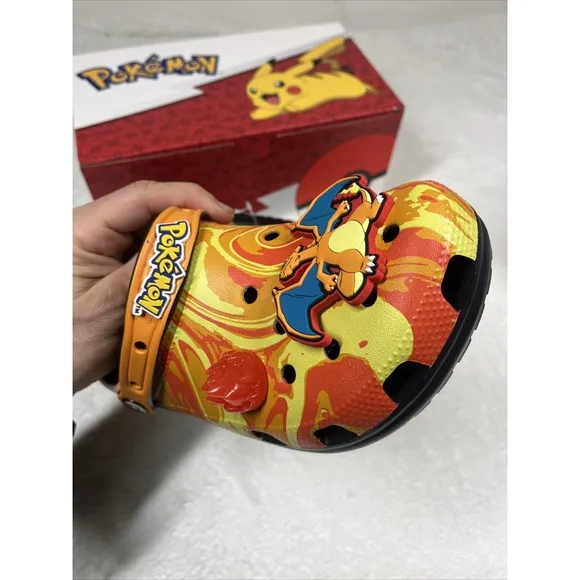 Crocs Pokemon Classic Clog Sandals Men 7 Women 9 Orange Charizard Light Up Glow