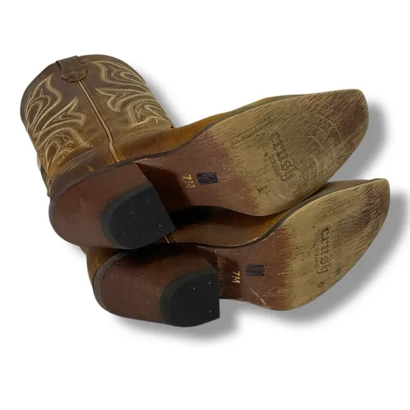 Crush™ by Durango® Tan Jealousy Western Boot in Distressed Cognac