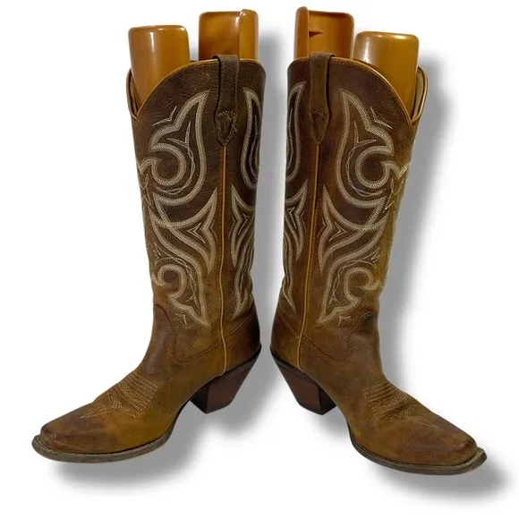 Crush™ by Durango® Tan Jealousy Western Boot in Distressed Cognac