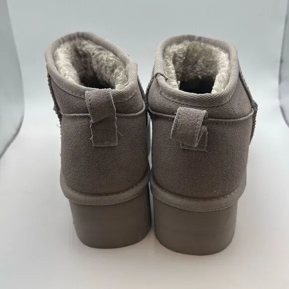 CUSHIONAIRE Hippy Women’s Platform Ankle Boots  SIZE 8 GREY