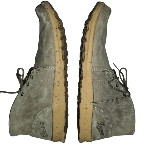 Danner Tan Timberwolf Leather Forrest Chukka Boots. Sz. 9