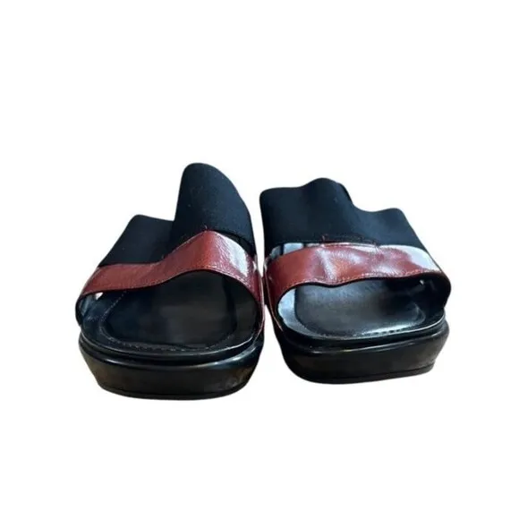 Dansko Diandra Wedge Sandal Red Black Slingback Women's Size 40 - 9.5-10 Comfort
