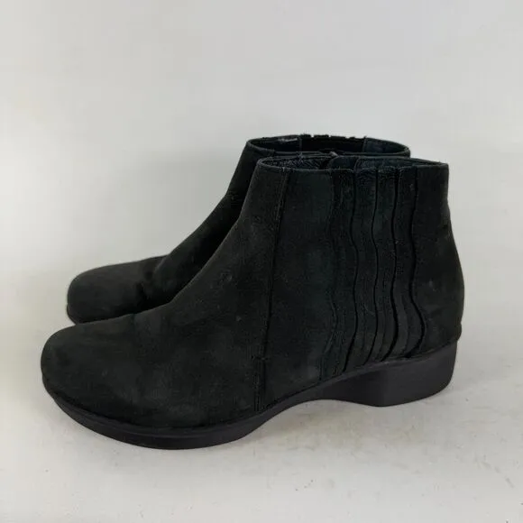 Dansko Larkin Ankle Boots Women's 8.5 Black Nubuck Side-Zip Round Toe Booties