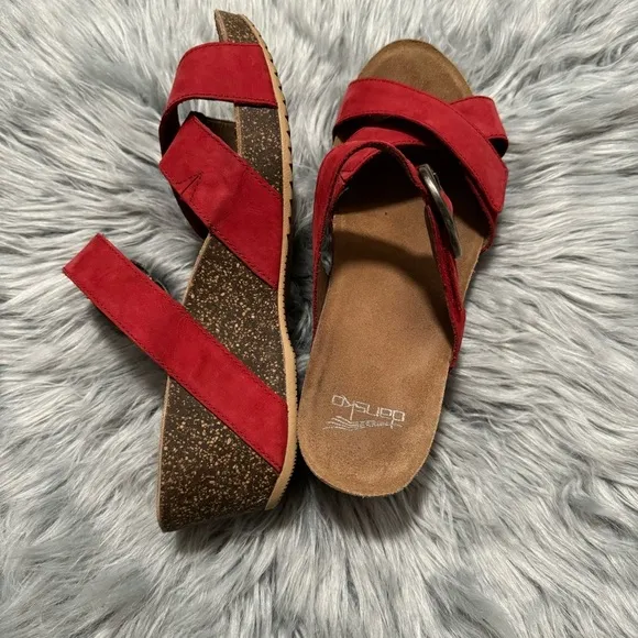 Dansko sandals size 40