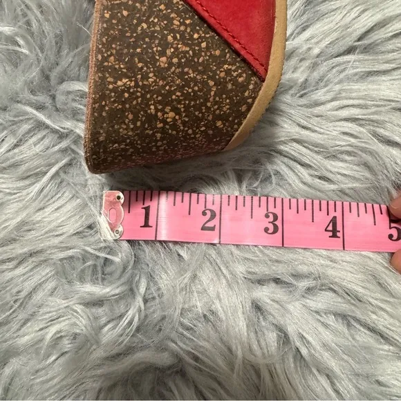 Dansko sandals size 40