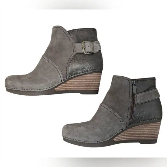 Dansko Shirley Wedge Heel Ankle Boots Size 39 NWOT