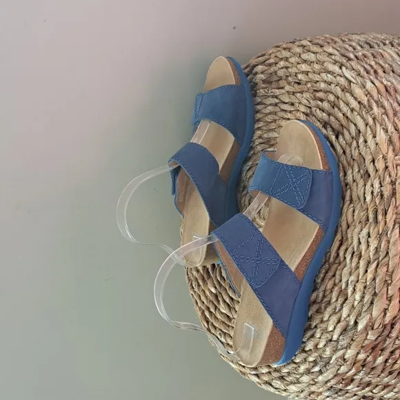 Dansko‎ Womens Maddy Blue Nubuck Wedge Slip On Sandals Adjustable EU40/US9.5-10
