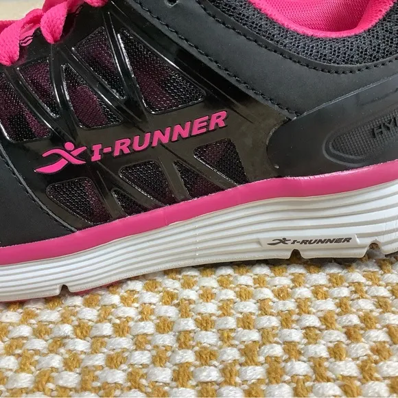 Diabetic shoes wideI RUNNER BY HYLAN Diabetic, orthopedic leathersize 6.5XW. NWT