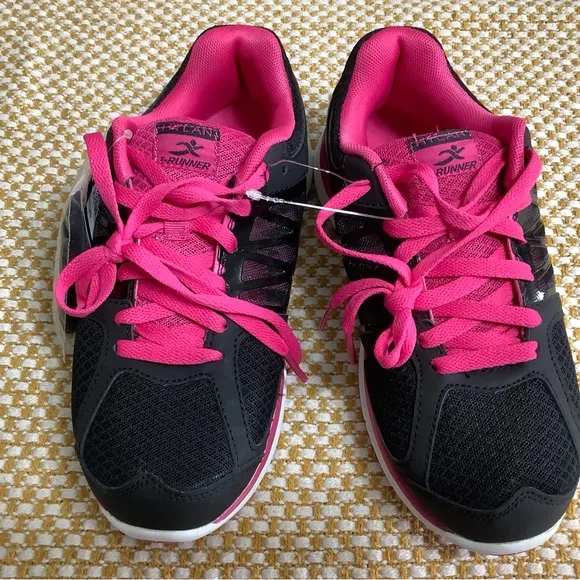 Diabetic shoes wideI RUNNER BY HYLAN Diabetic, orthopedic leathersize 6.5XW. NWT