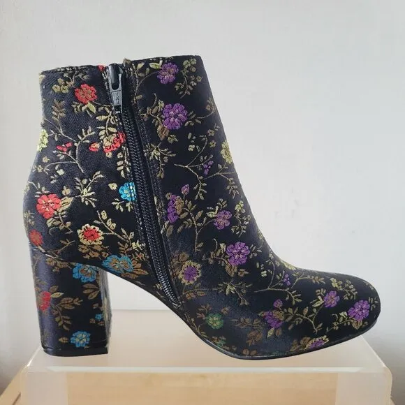 Diba Ankle Floral Satin Sequin Zip-Up Women’s Boots (Size: 6½ Medium)