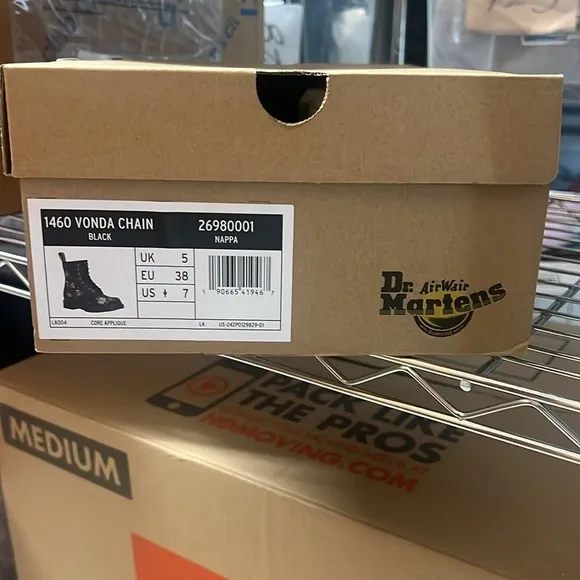 DOC MARTENS 1460 VONDA Chain Black Women’s FLORAL LEATHER LACE UP BOOT NIB 7