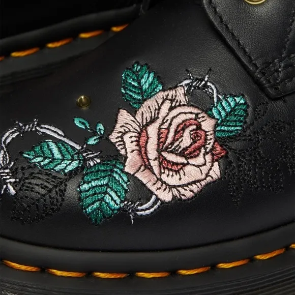 DOC MARTENS 1460 VONDA Chain Black Women’s FLORAL LEATHER LACE UP BOOT NIB 7