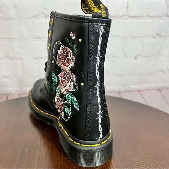 DOC MARTENS 1460 VONDA Chain Black Women’s FLORAL LEATHER LACE UP BOOT NIB 7