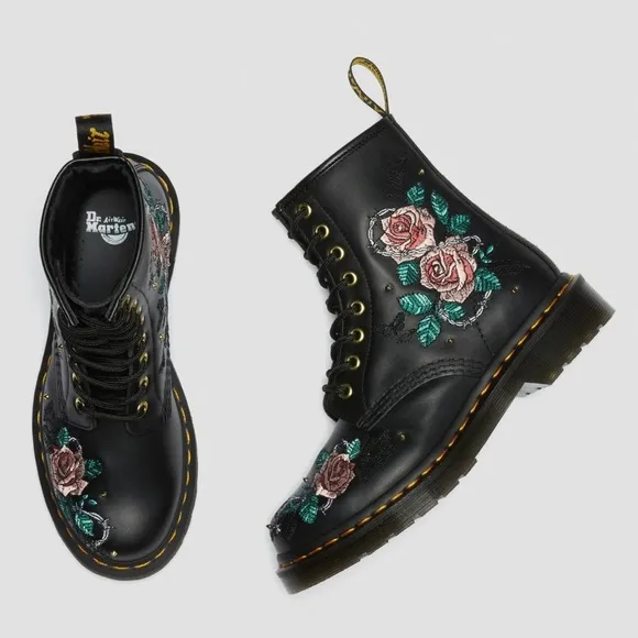 DOC MARTENS 1460 VONDA Chain Black Women’s FLORAL LEATHER LACE UP BOOT NIB 7