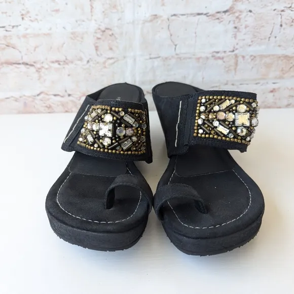 Donald J. Pliner Black Sandals with Platform Sole